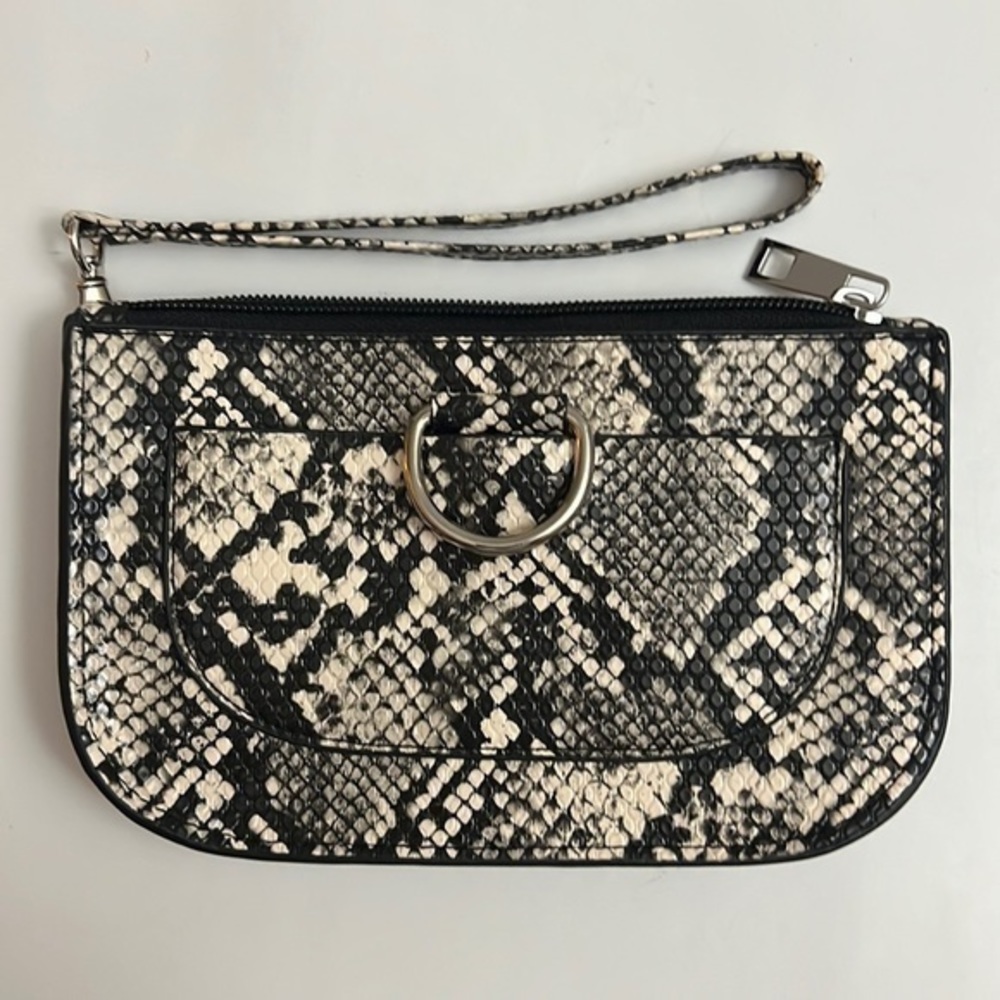 Clutch purse. Snake skin clutch. New.